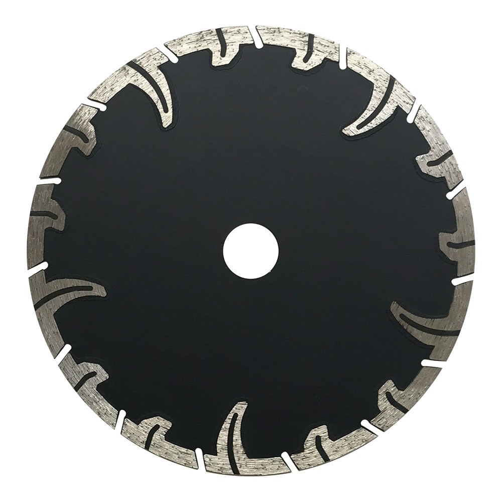 HOT PRESSED SINTERED AG-BLADE WITH PROTECTIVE TEETH（SHARP TEETH）				 				